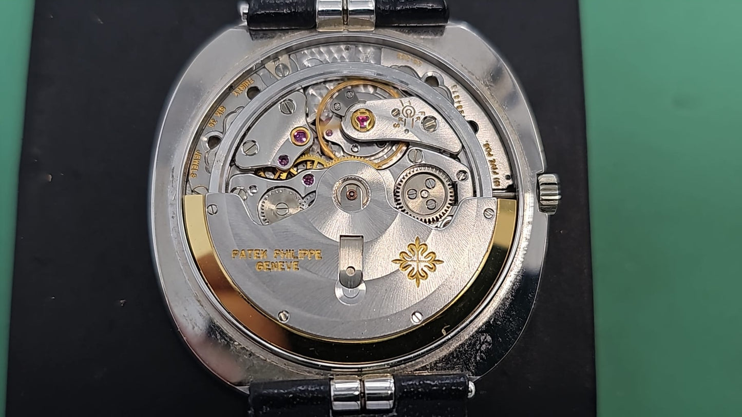 Patek Philippe Ellipse Or Blanc 18kt Automatique Jumbo 33MM Ref. 3589/1