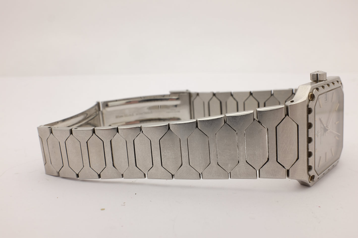 Vacheron Constantin 222 Square Automatic 31MM 46004/411 CIRCA 1980's