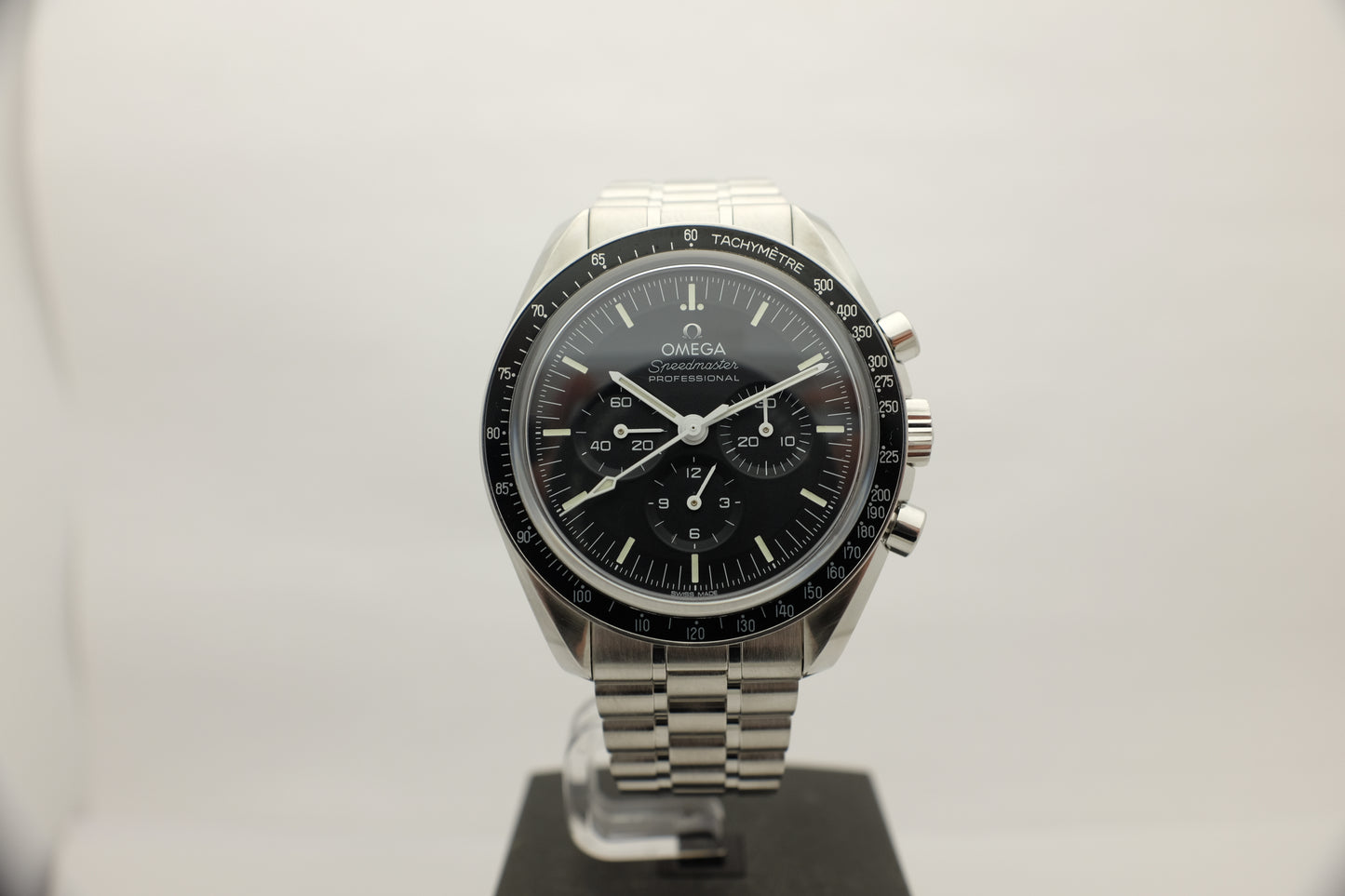 Omega Speedmaster Chronograph Moonwatch 310.30.42.50.01.002 Box Papers 2022