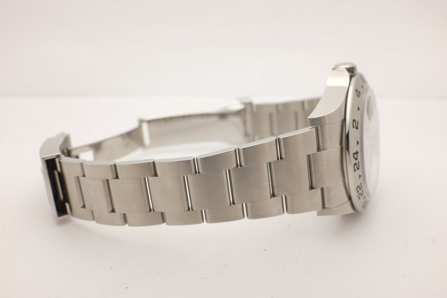 Rolex Oyster Perpetual Explorer II Black/Orange 42MM 226570 Box Papers 2022