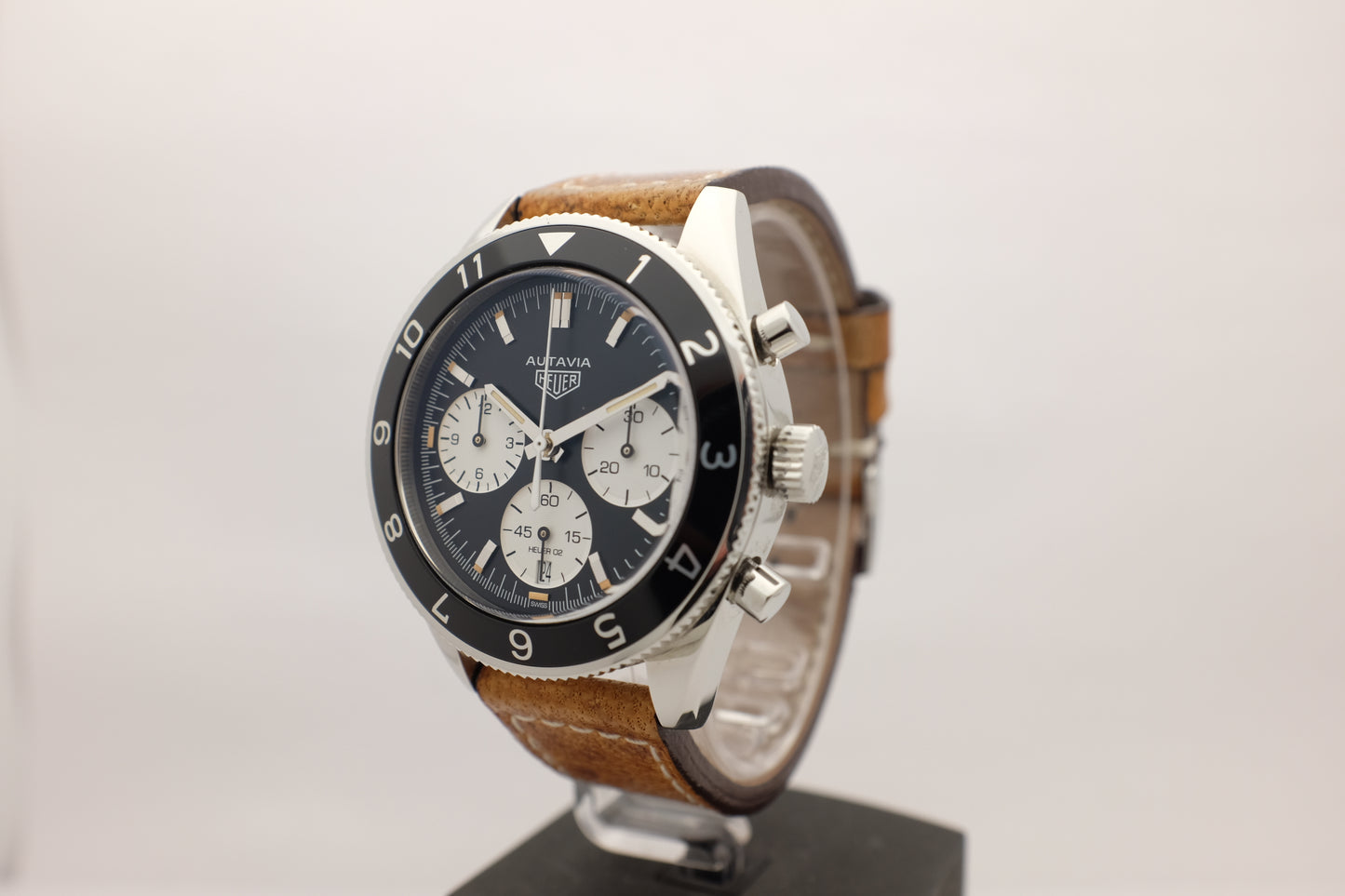 Heuer Autavia Heritage 42MM CBE2110.FC8226