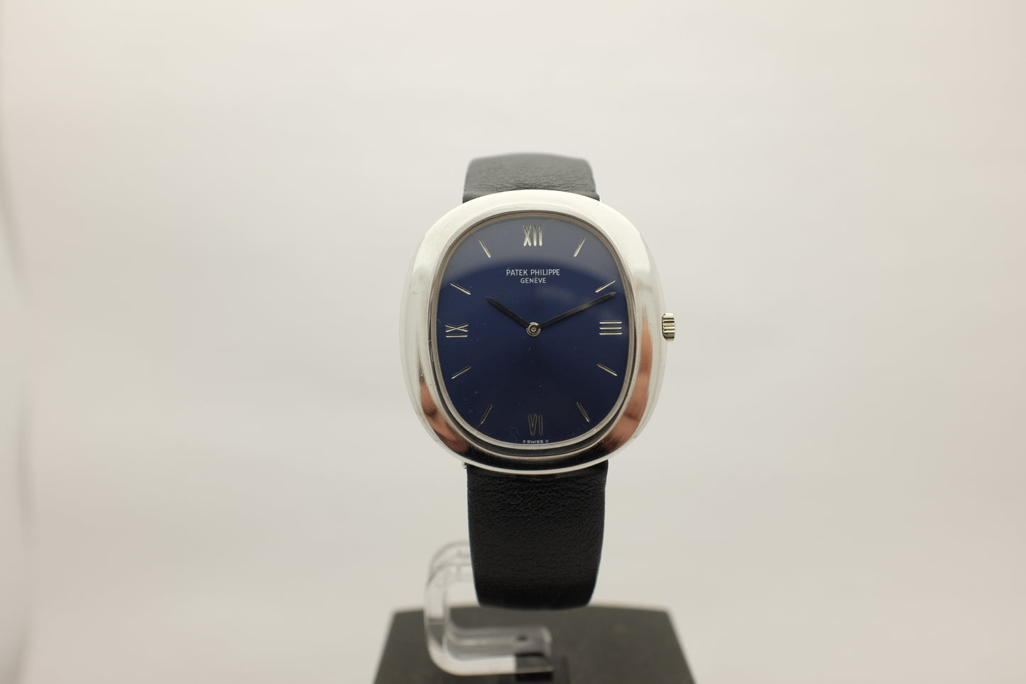 Patek Philippe Ellipse Jumbo Automatique Or Blanc 18 carats 33 mm Réf. 3589/1