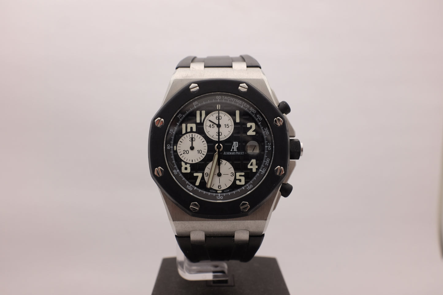Audemars Piguet Royal Oak Offshore Rubberclad Black 42MM Box Archive Papers 2005