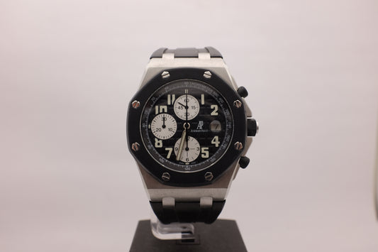 Audemars Piguet Royal Oak Offshore Rubberclad Black 42MM Box Archive Papers 2005