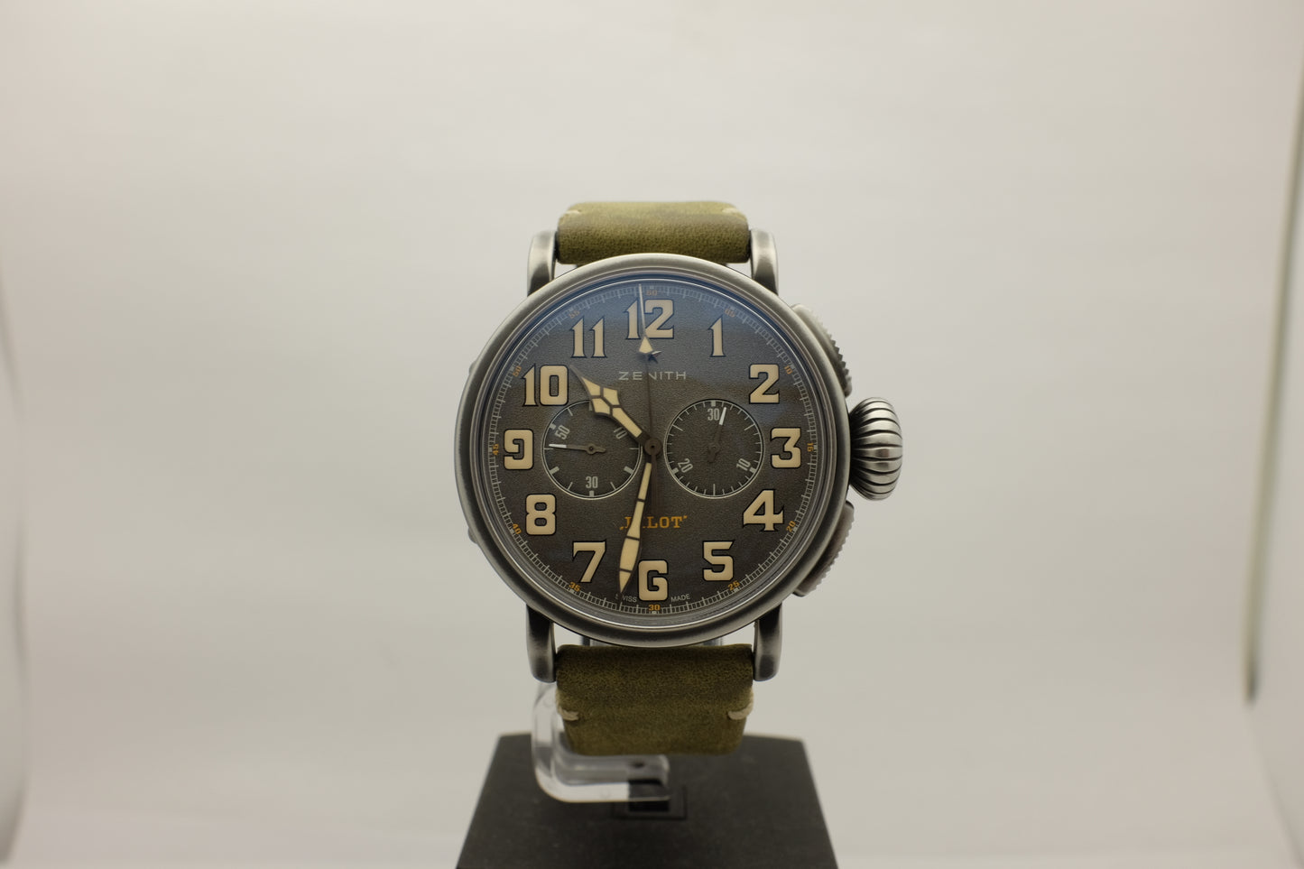 Zenith Pilot Cafe Racer 45MM 11.2430.4069 Box Papers 2016