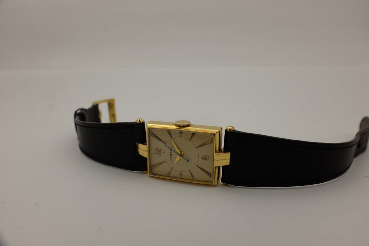 Cartier Tank 18K Yellow Gold 1940's 20mm X 26mm 2076