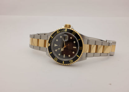 Rolex Submariner Black 18K Yellow Gold Steel 40MM 16613