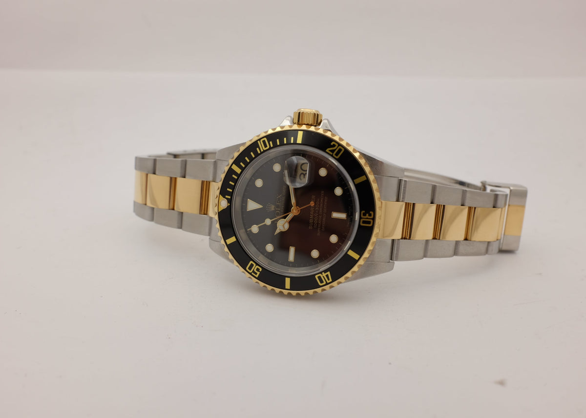Rolex Submariner Black 18K Yellow Gold Steel 40MM 16613