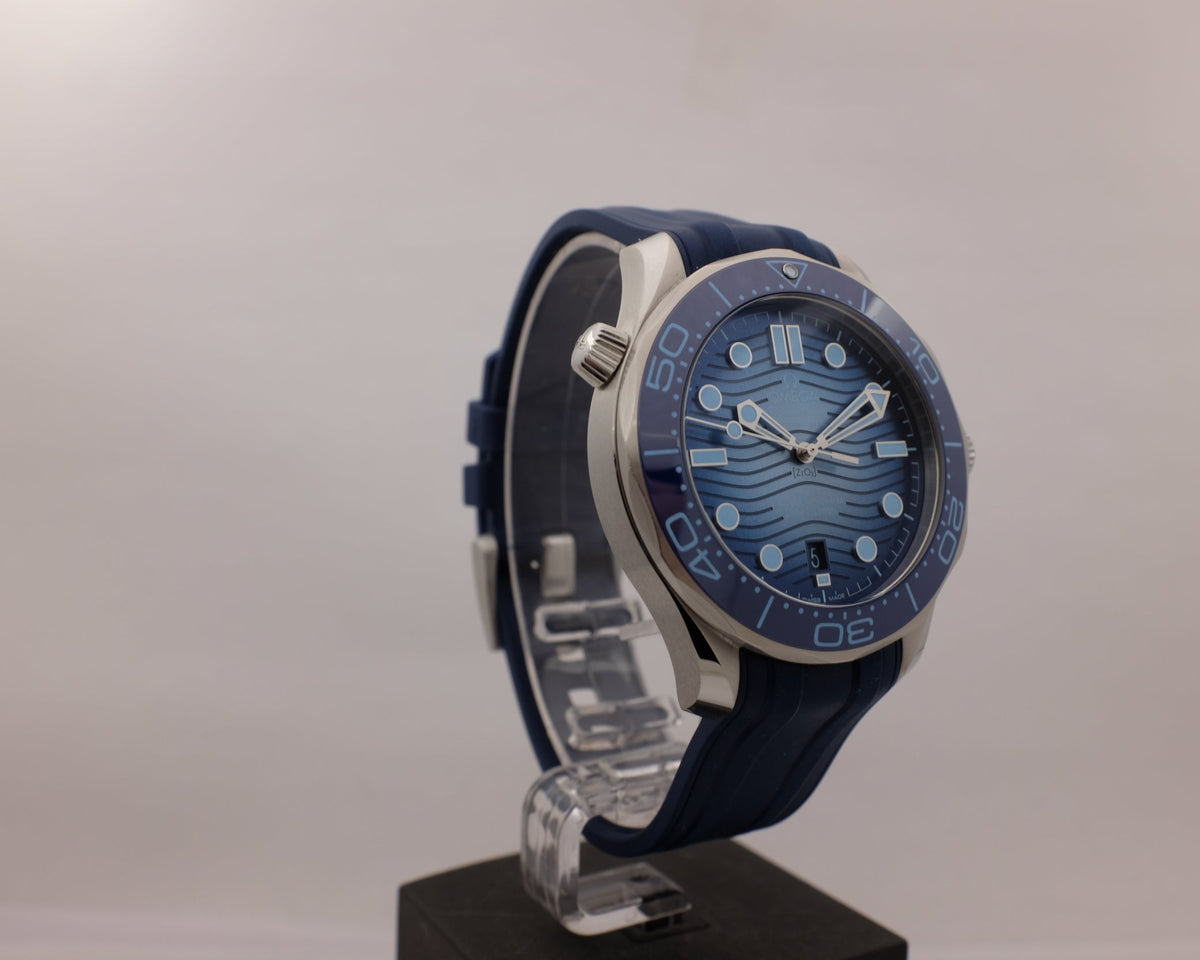 Omega Seamaster Summer Blue 42MM 210.32.42.20.03.002 Box Papers 2026