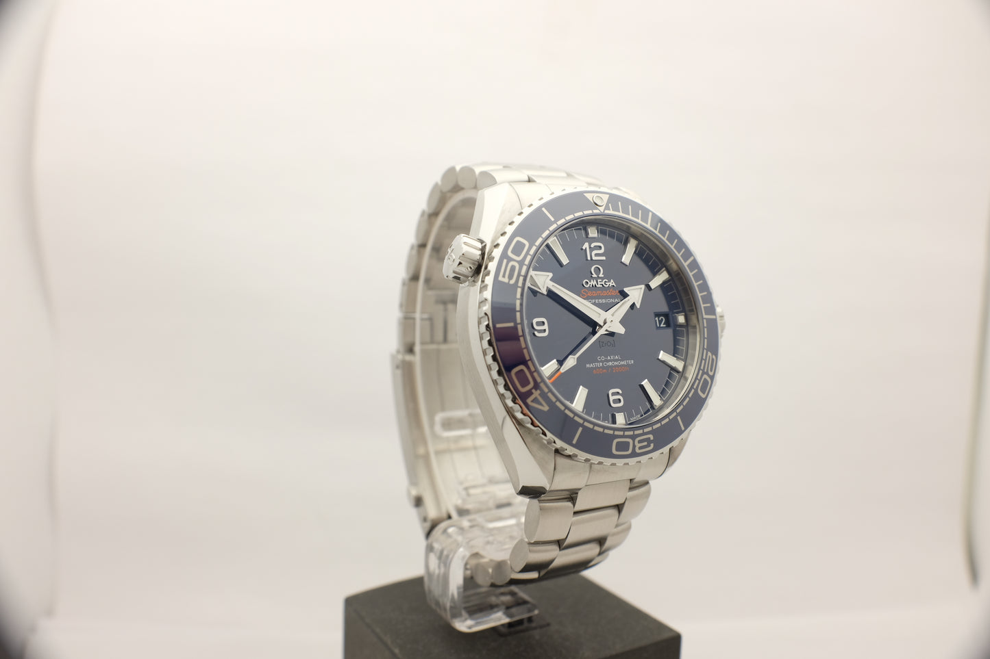 Omega Seamaster Planet Ocean Blue Ceramic 43MM 215.30.44.21.03.001 Box Papers 2020