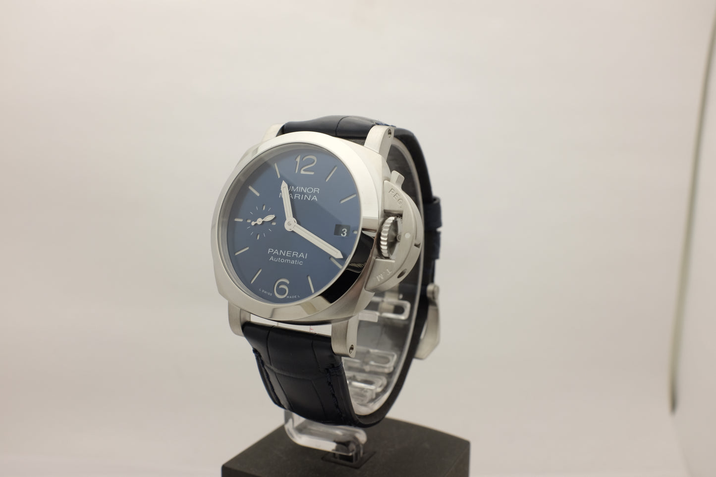 Panerai Luminor Marina Steel Blue 40MM Pam 01370 Box Papers 2026 BRAND NEW