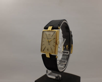 Cartier Tank 18K Yellow Gold 1940's 20mm X 26mm 2076