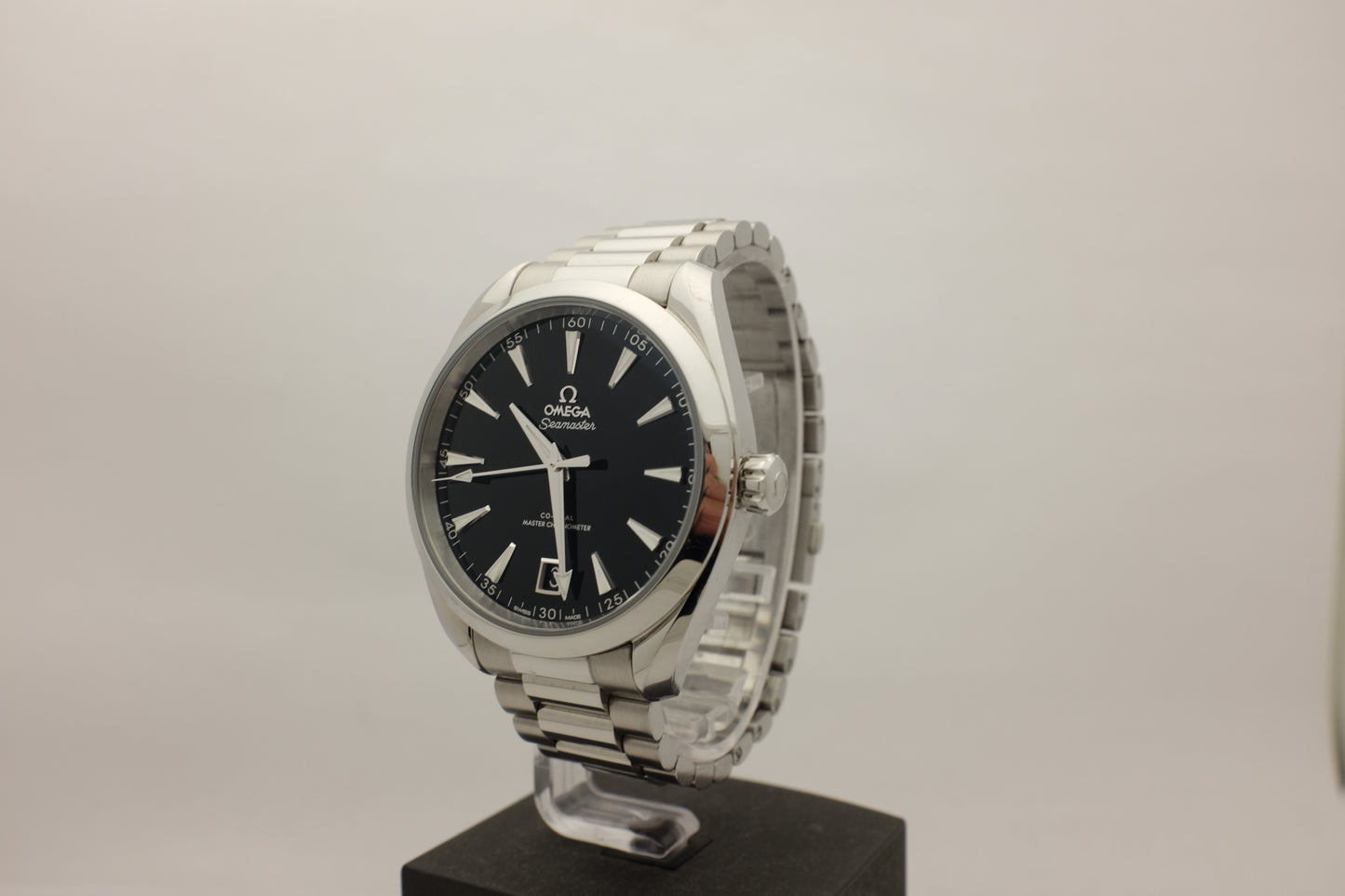 Omega Seamaster Aquaterra Steel Black Lacquer 41MM 220.10.41.21.01.002 Box Papers 2025
