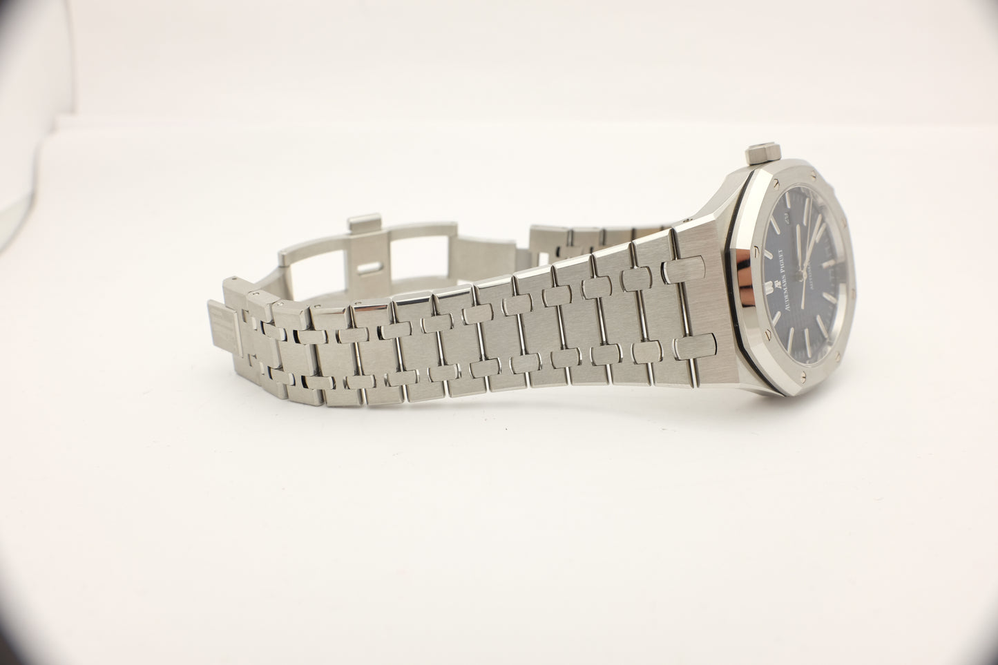 Audemars Piguet Royal Oak Steel Blue 41MM 15400ST.OO.1220ST.03 Box Papers 2014