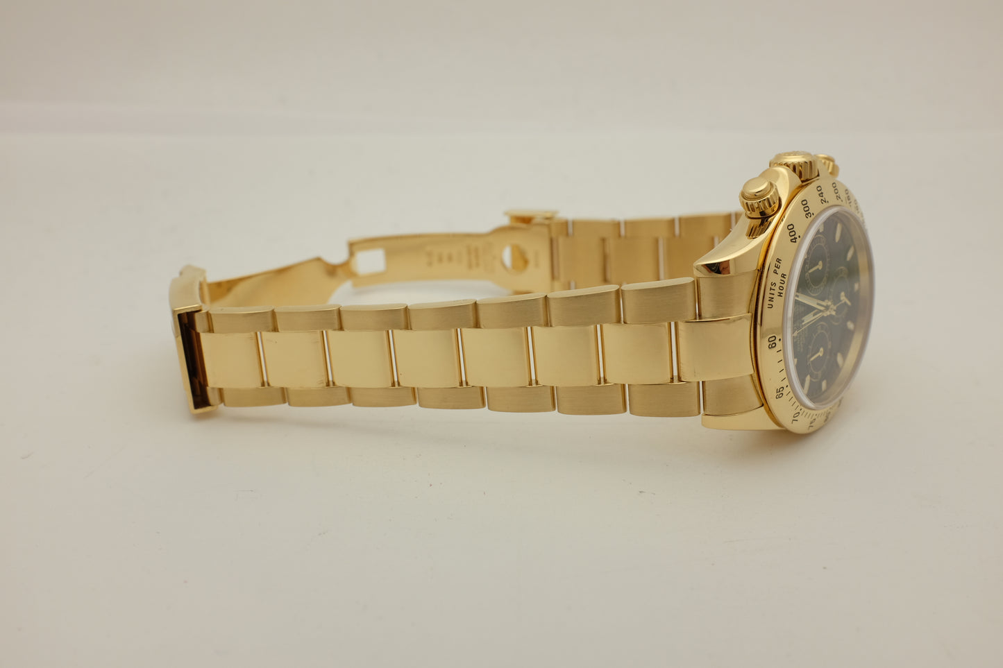 Rolex Daytona Cosmograph 18K Yellow Gold 116528 Box Papers 2003