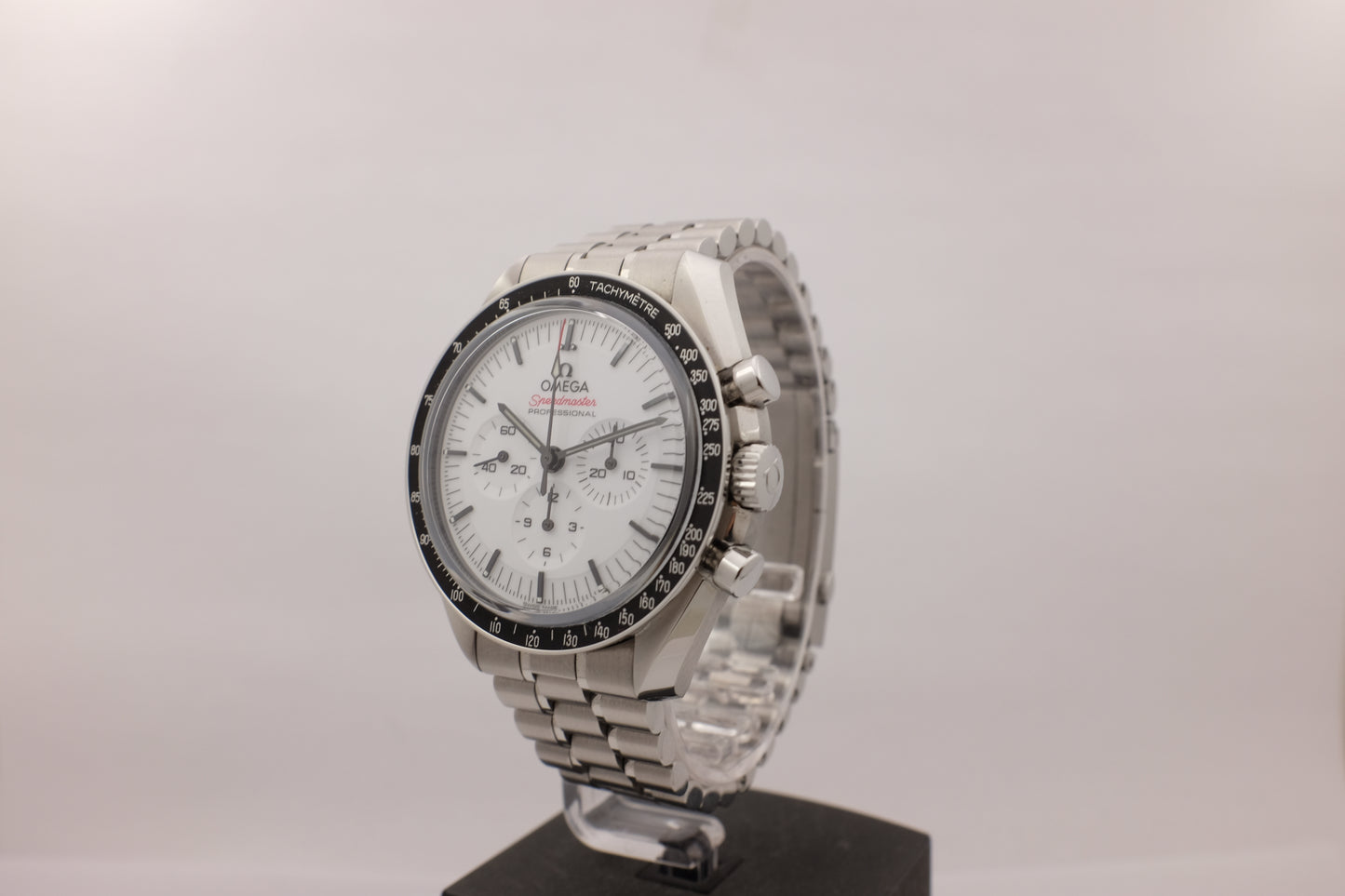 Omega Speedmaster Moonwatch White 42MM 310.30.42.50.04.001 Box Papers 2024