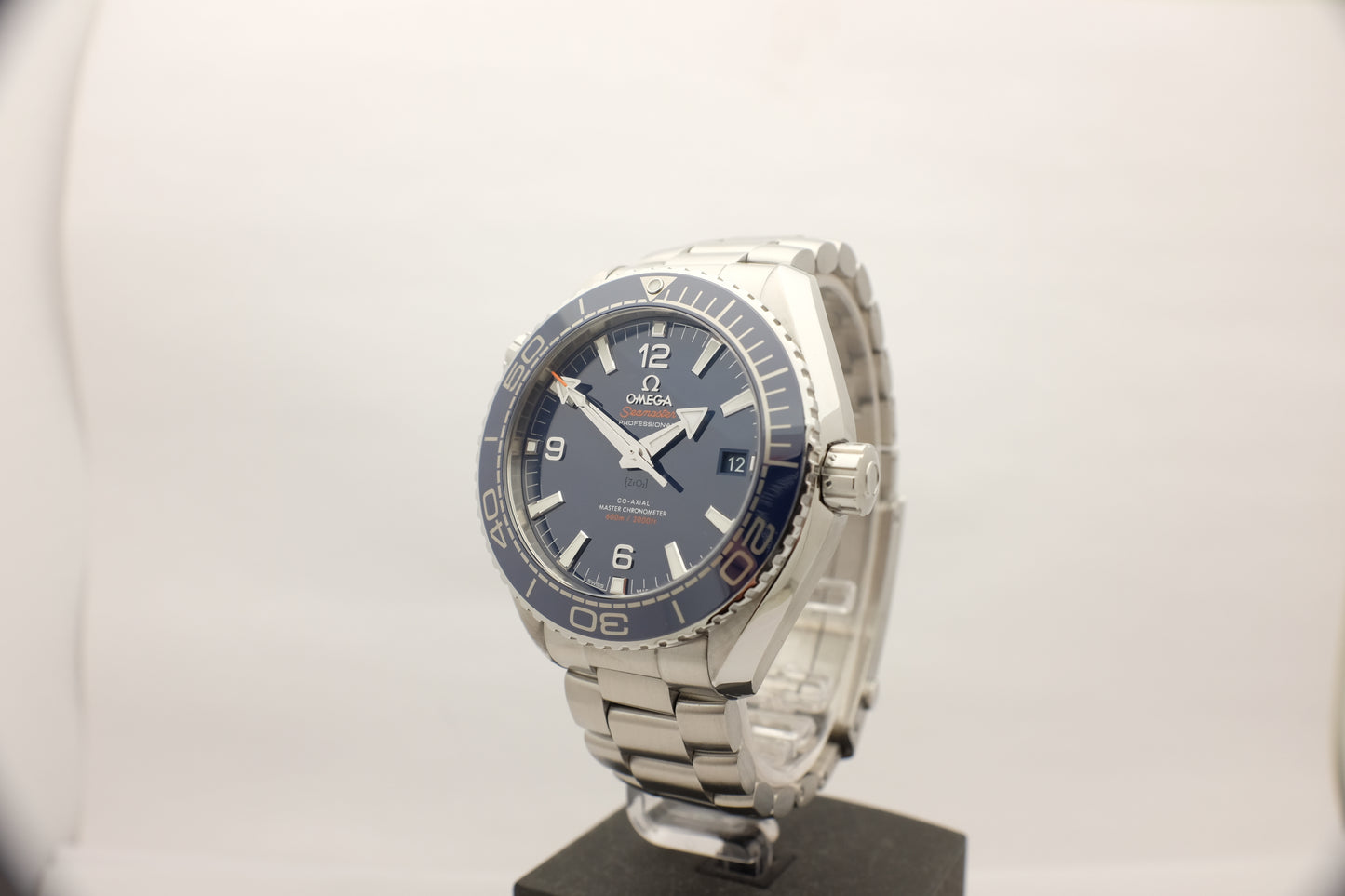 Omega Seamaster Planet Ocean Blue Ceramic 43MM 215.30.44.21.03.001 Box Papers 2020