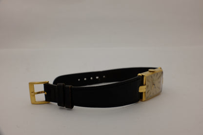 Cartier Tank 18K Yellow Gold 1940's 20mm X 26mm 2076