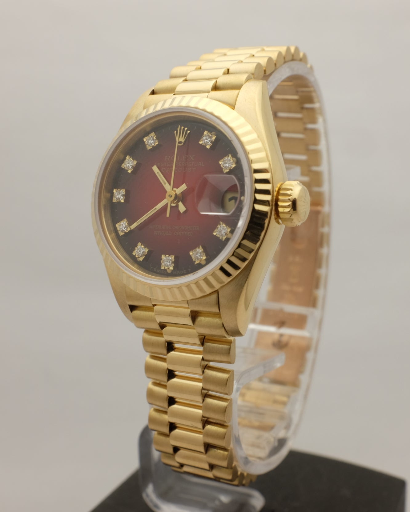 Rolex Oyster Perpetual Date 18kt Yellow Gold Factory Ombre Red Diamond Dial 26MM 69178