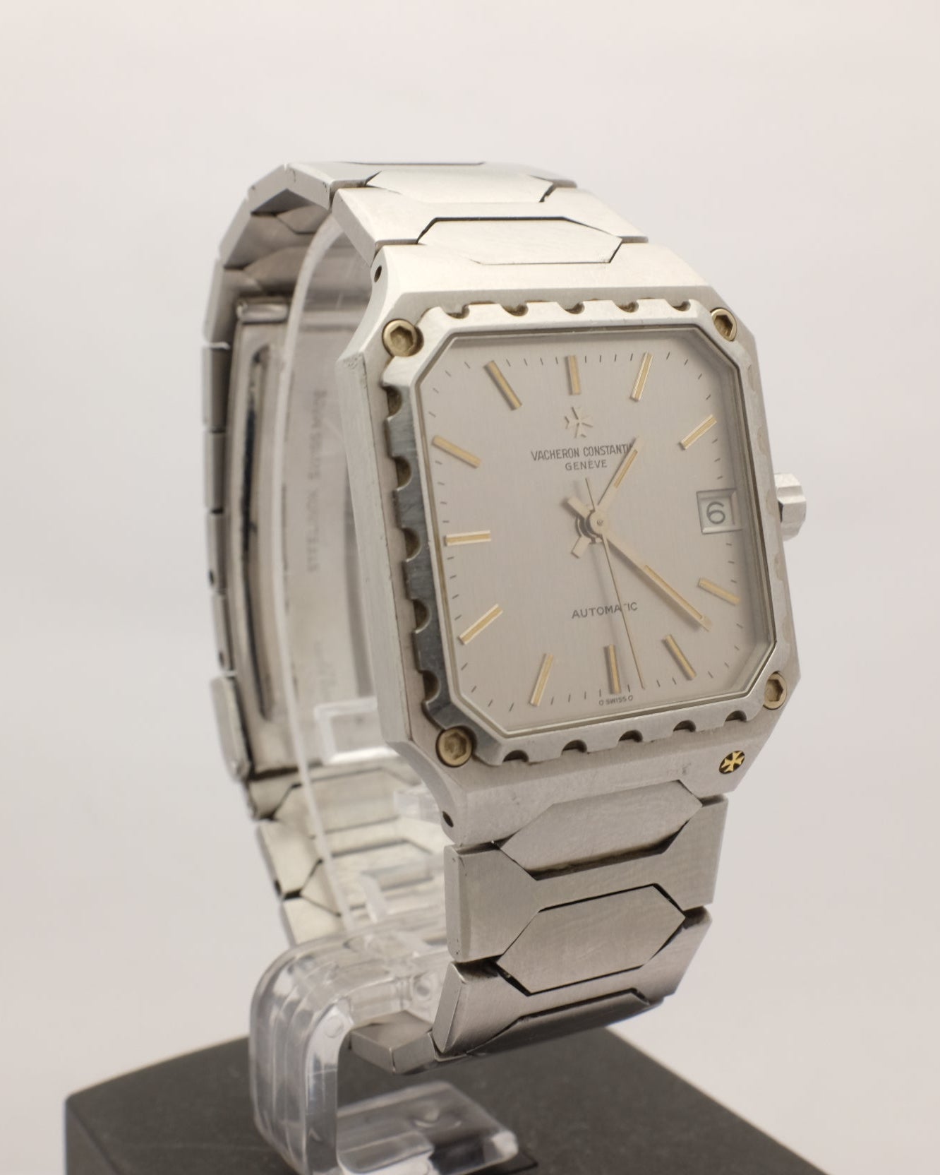 Vacheron Constantin 222 Square Automatic 31MM 46004/411 CIRCA 1980's