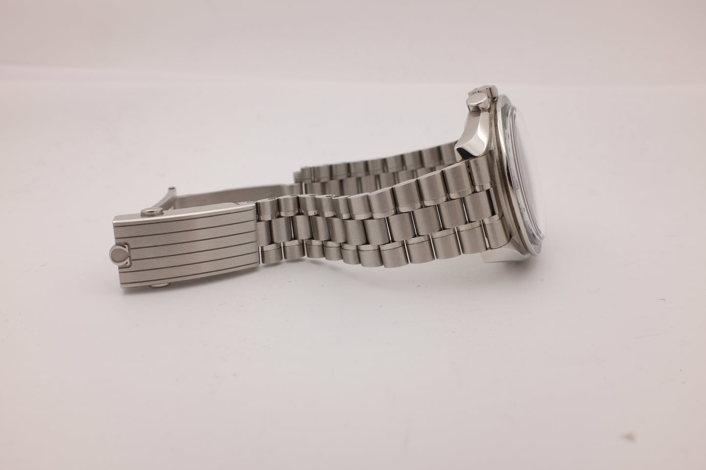 Omega Speedmaster Moonwatch White 42MM 310.30.42.50.04.001 Box Papers 2024