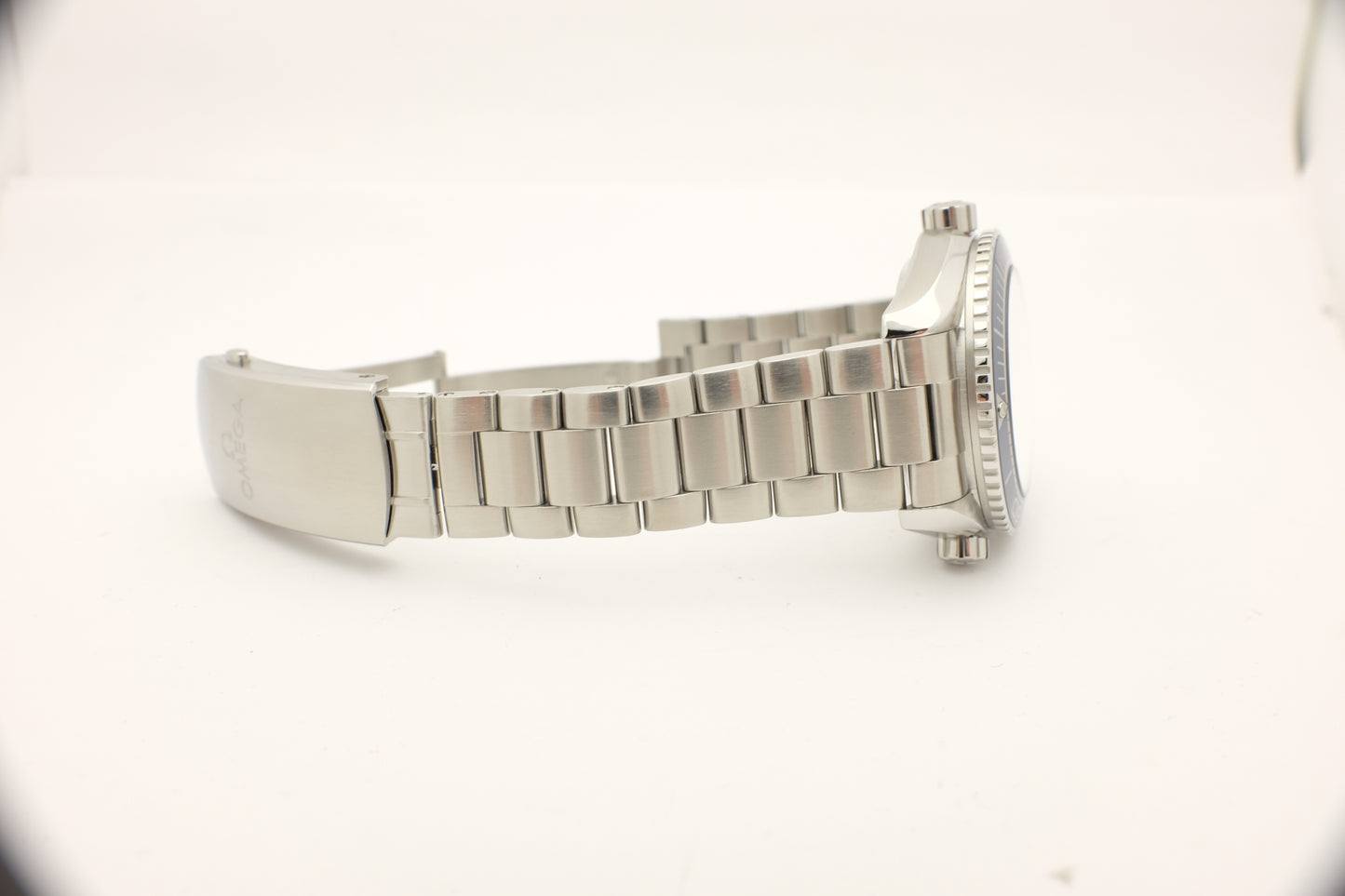 Omega Seamaster Planet Ocean Blue Ceramic 43MM 215.30.44.21.03.001 Box Papers 2020