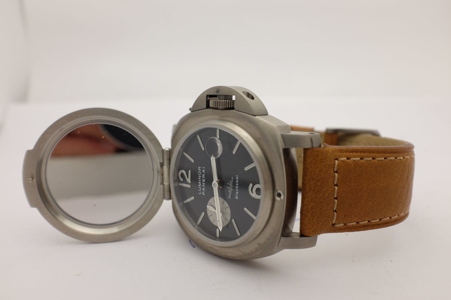 Panerai Luminor Black Seal Édition limitée 300 pièces « TORPEDO » Pam 76