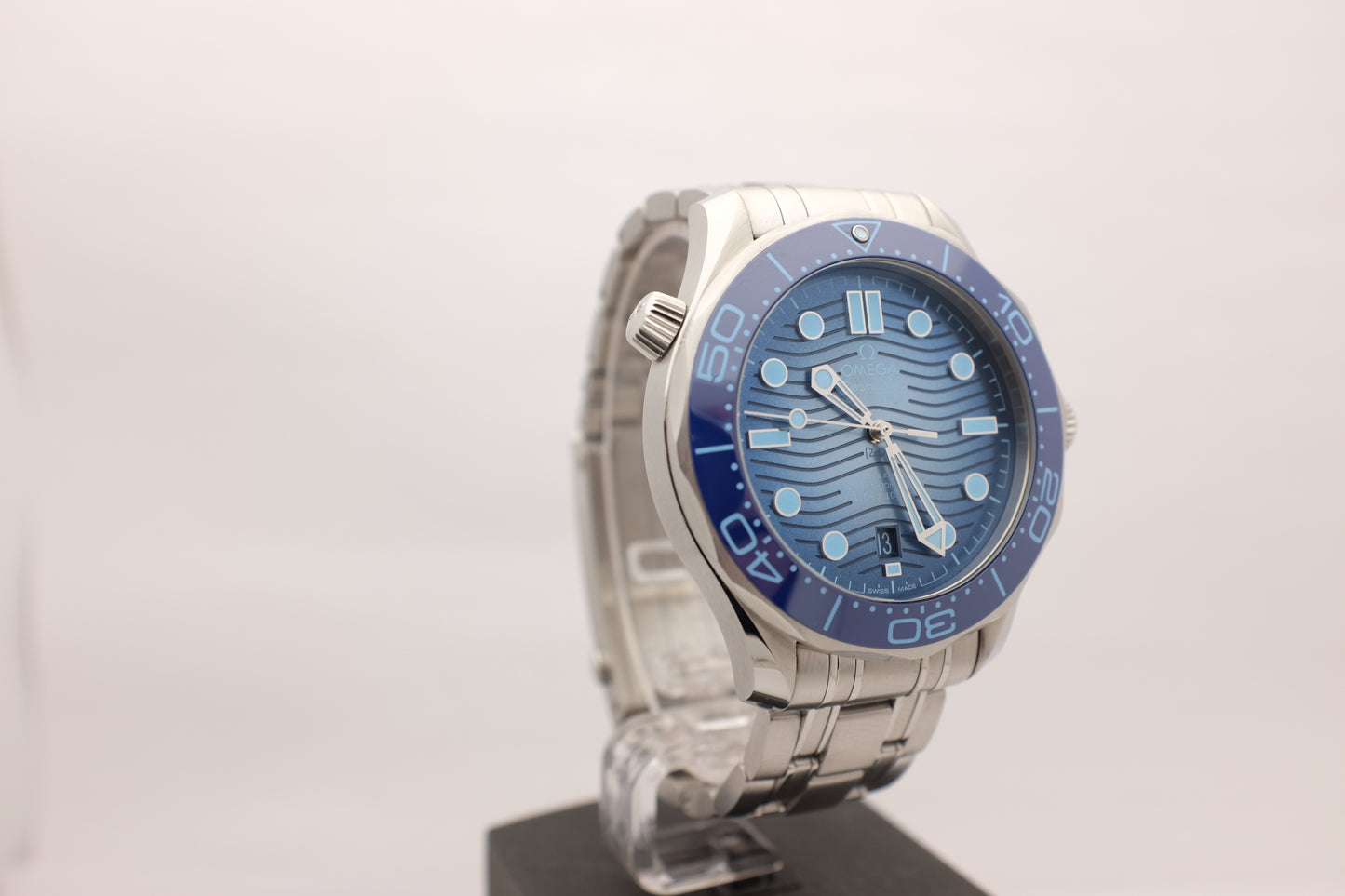 Omega Seamaster Summer Blue 75th Anniversary 210.30.42.20.03.003 Box Papers 2025