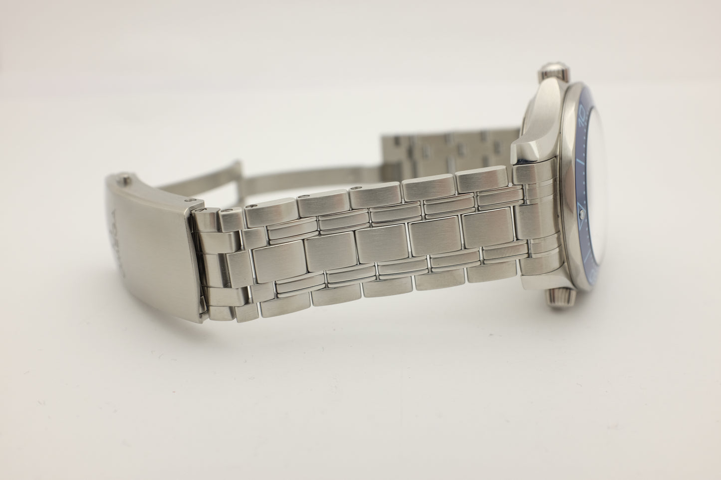 Omega Seamaster Summer Blue 75th Anniversary 210.30.42.20.03.003 Box Papers 2025