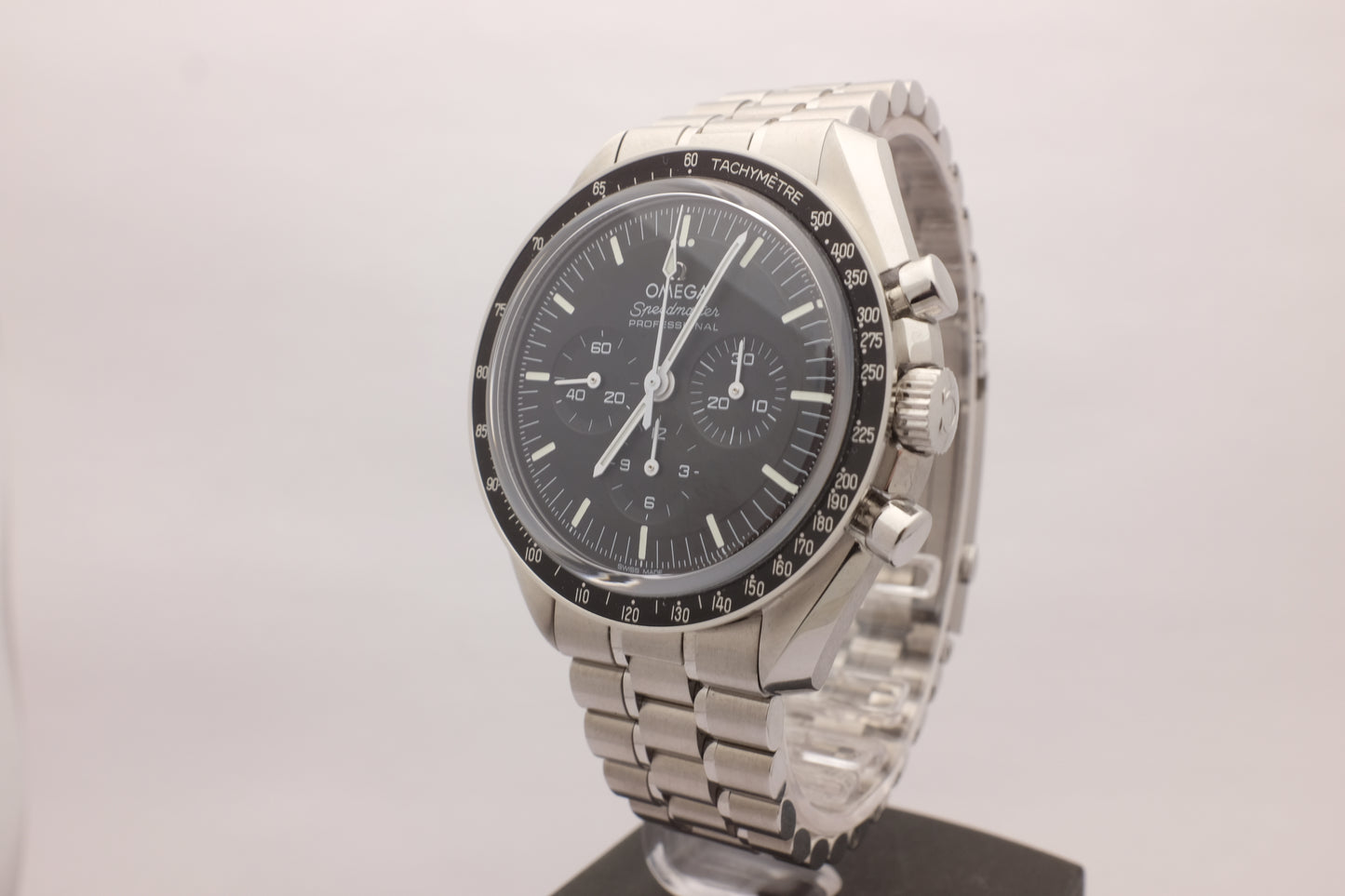Omega Speedmaster Moonwatch Chronograph Black 42MM 310.30.42.50.01.002 Box Papers 2021