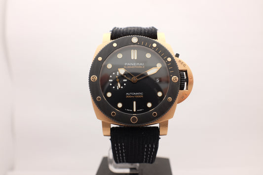 Panerai Luminor Submersible Goldtech OroCarbo 44MM Pam.01070