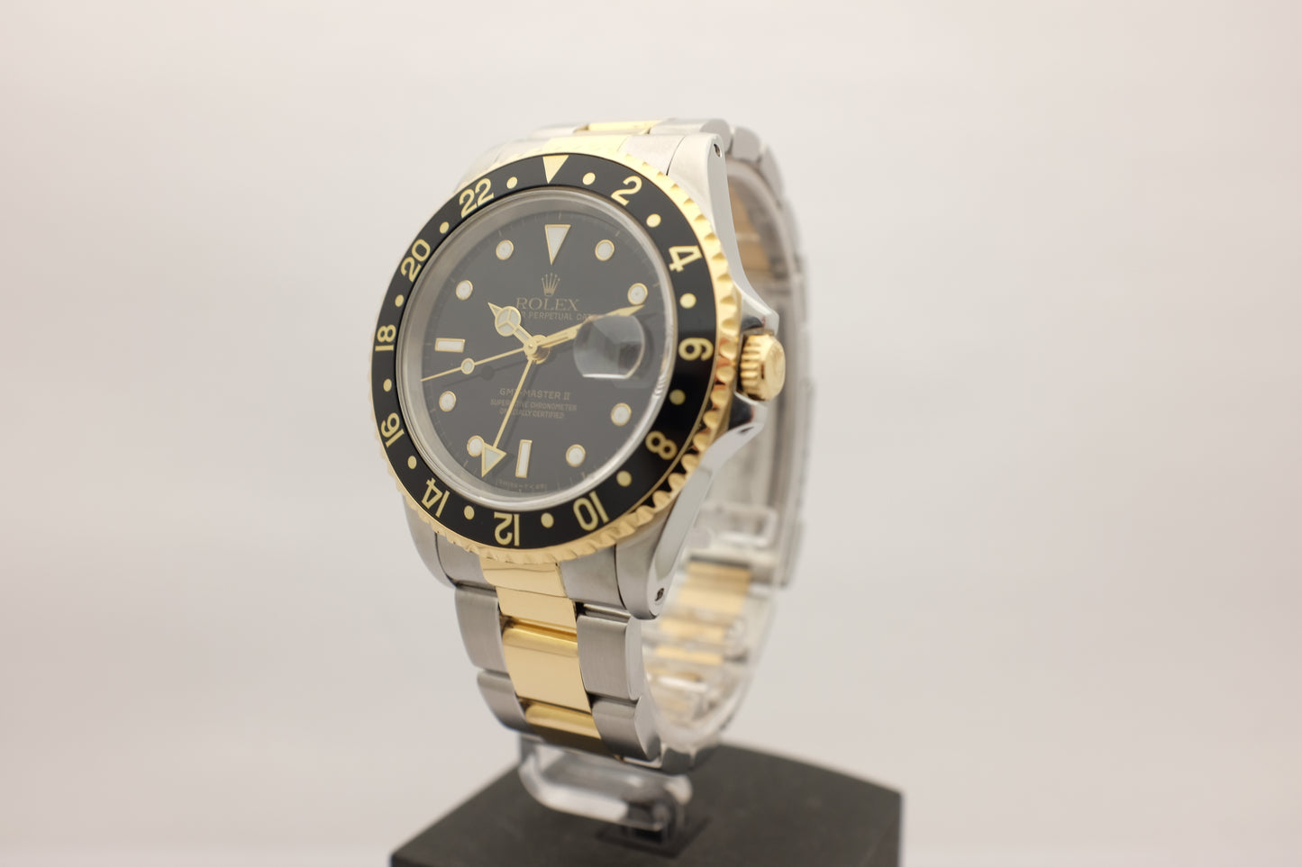 Rolex GMT Master II 18k Yellow Gold Steel Black 16713 40MM