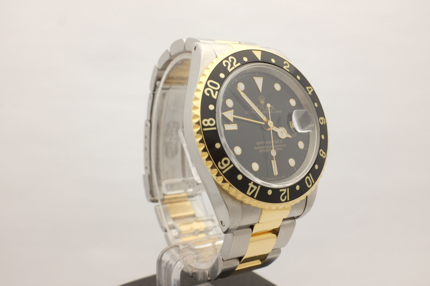 Rolex GMT Master II 18Kt Stainless 40MM 16713 Box Papers 1998