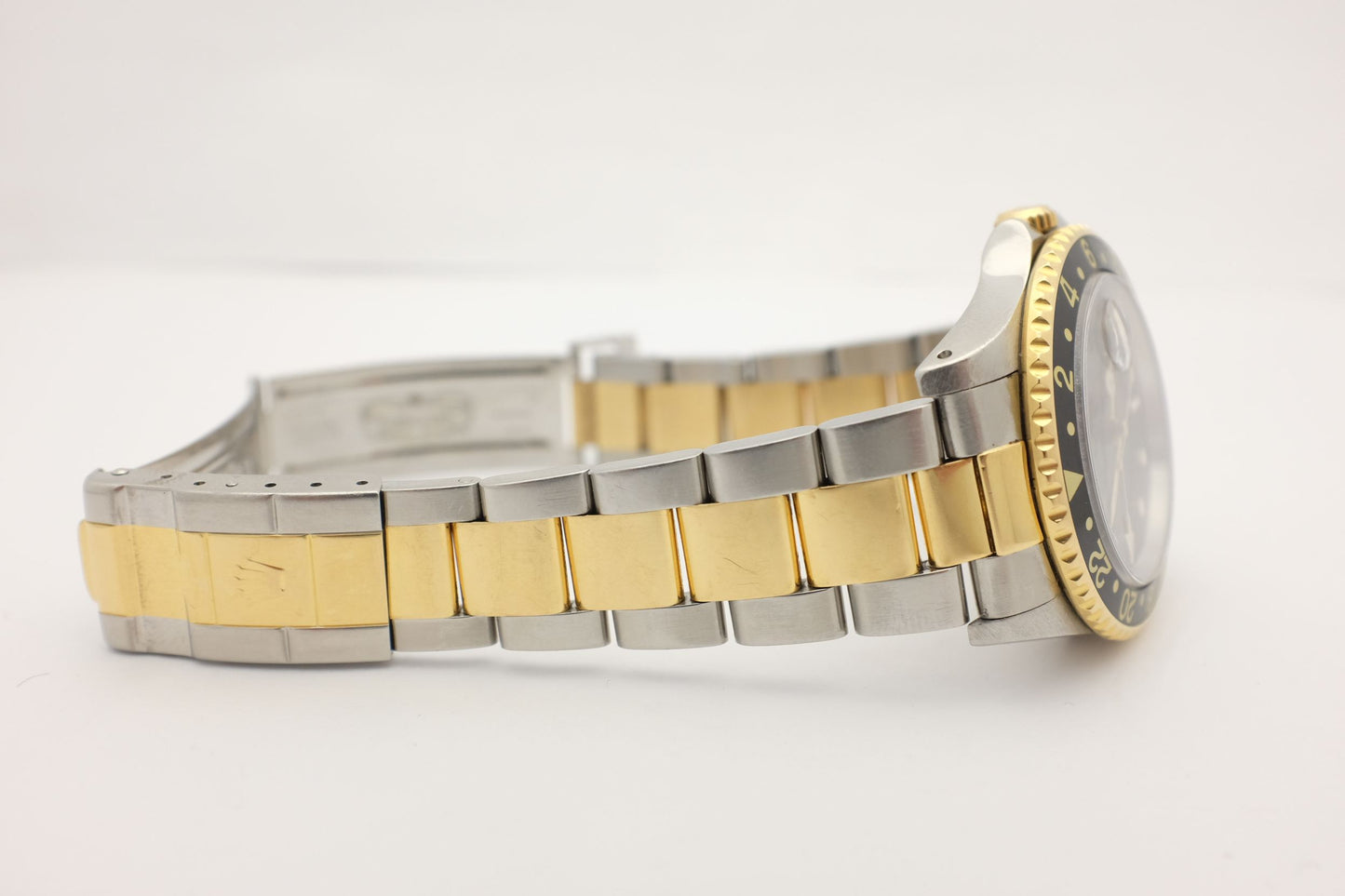 Rolex GMT Master II 18Kt Stainless 40MM 16713 Box Papers 1998