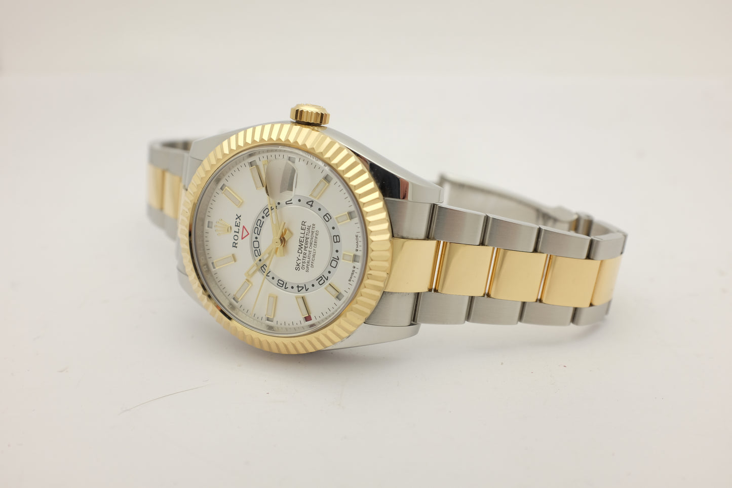 Rolex Sky-Dweller 18 kt Yellow Gold Steel 42MM 336933 Box Papers 2024
