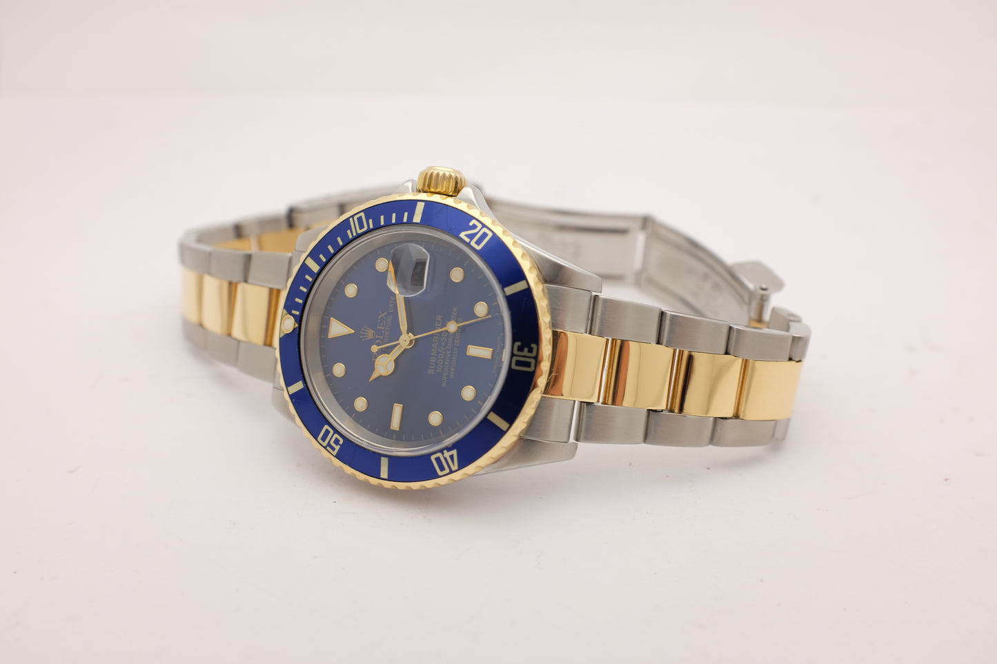 Rolex Submariner 18k Yellow Gold Steel Blue 16613 40MM