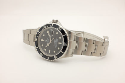 Rolex Submariner Steel Date "Rehaut" 16610 Box Papers 2008