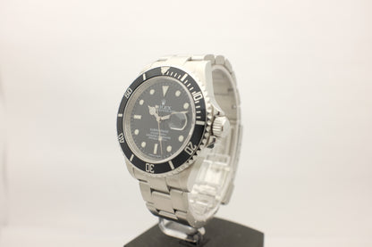 Rolex Submariner Steel Date "Rehaut" 16610 Box Papers 2008