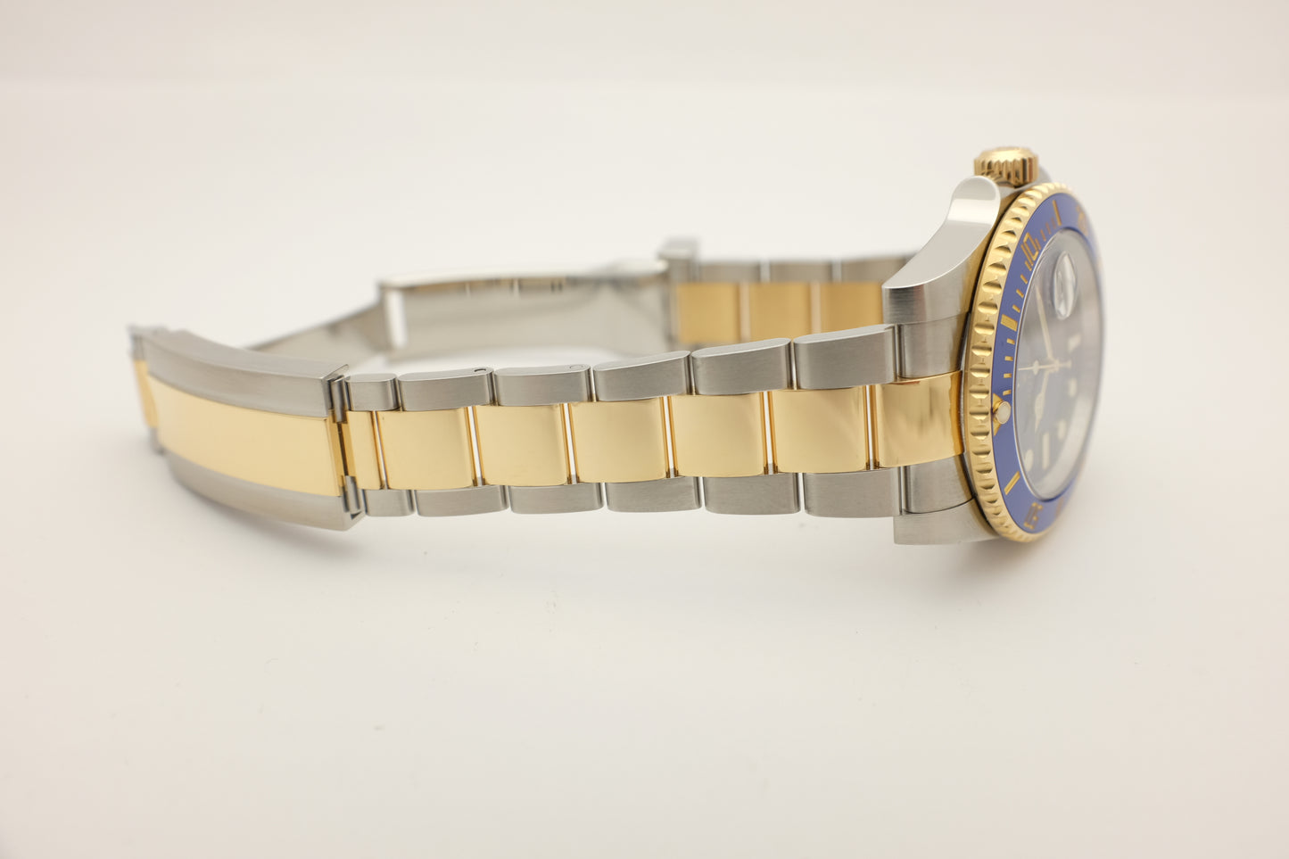 Rolex Submariner 18K Steel Ceramic “SunBurst Dial” 40MM 116613LN Box Papers 2019